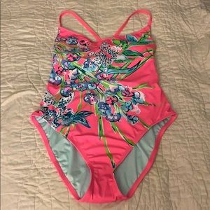 Lily Pulitzer Sway This Way Underwire 1Pc Swimsuit